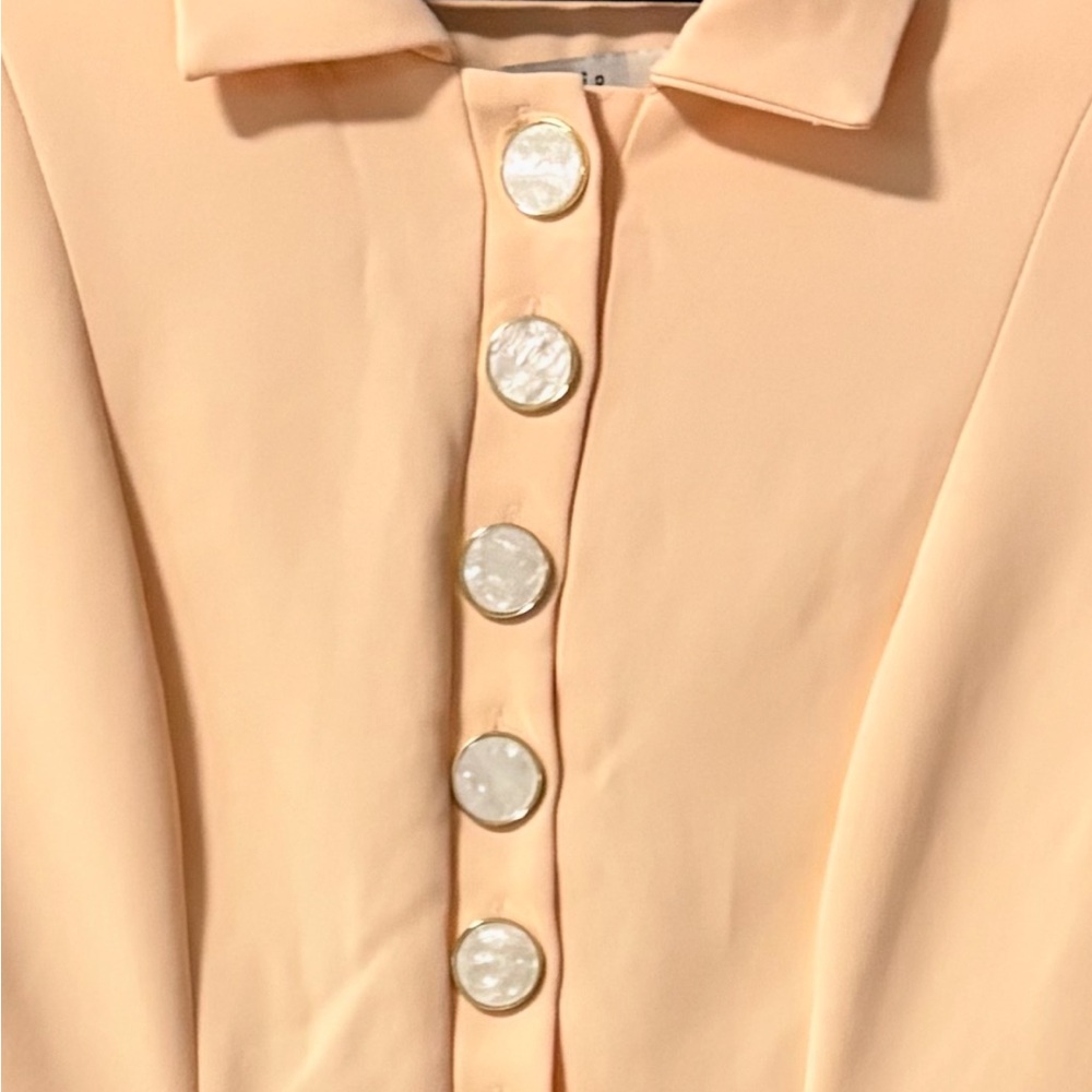 NWT Atoir Goldie Mini Dress in Peach with Statement Ivory Buttons. Size US 4. - Picture 8 of 12